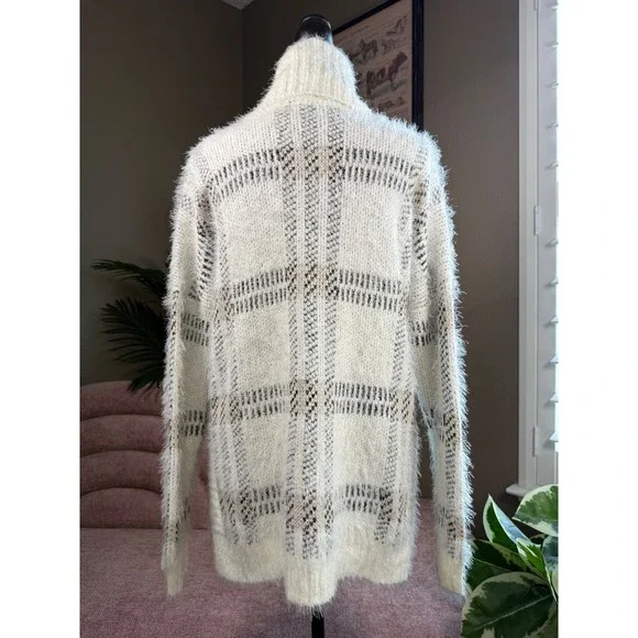 NWT Sanctuary White Check‎ Plaid Fuzzy Knit Turtleneck Sweater Womens Small - Picture 2 of 9